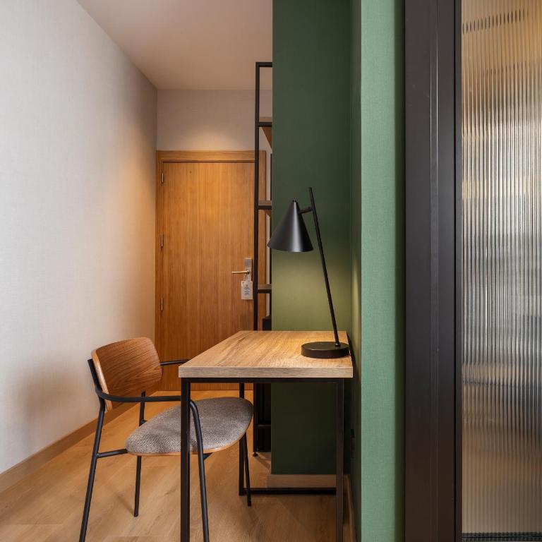 Feelathome Cortes - Habitación Doble con terraza - 11