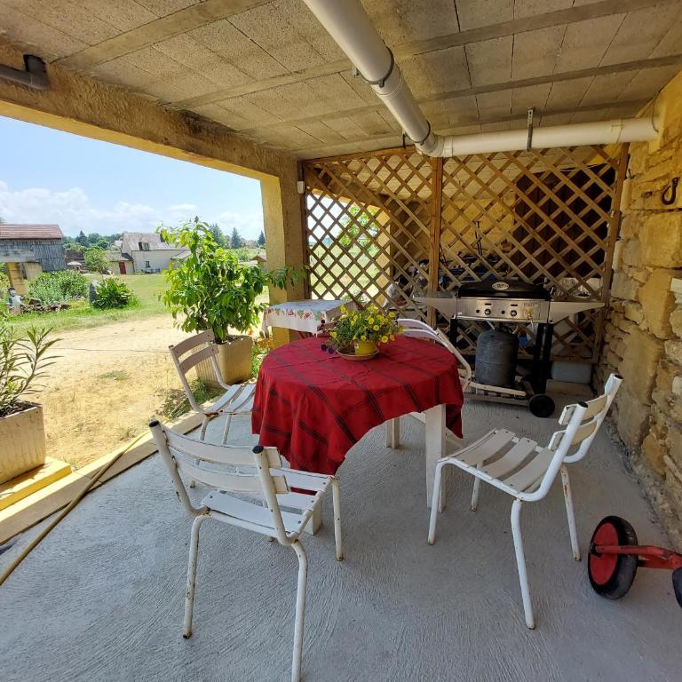 Naudissou avec piscine couverte à Sarlat - Appartamento Comfort con Doccia - 1