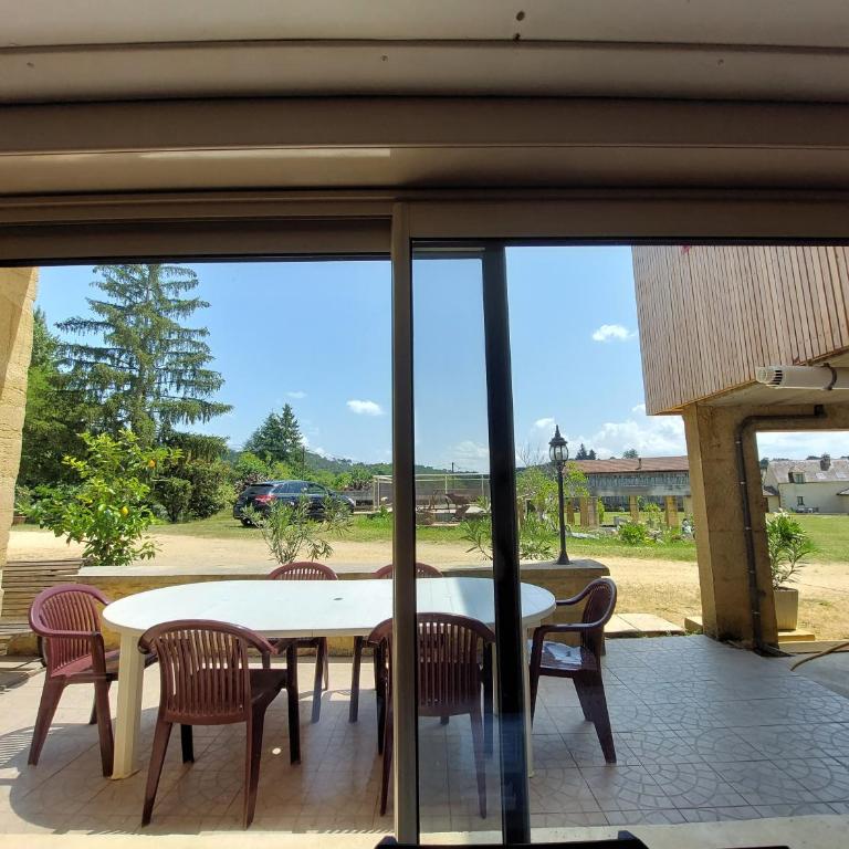 Naudissou avec piscine couverte à Sarlat - Appartamento Comfort con Doccia - 19