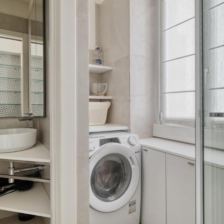 Just Urban Stays - Elegant 2-BR Flat in the Center - Porta Romana M3 - Appartamento con 2 Camere da Letto - 12