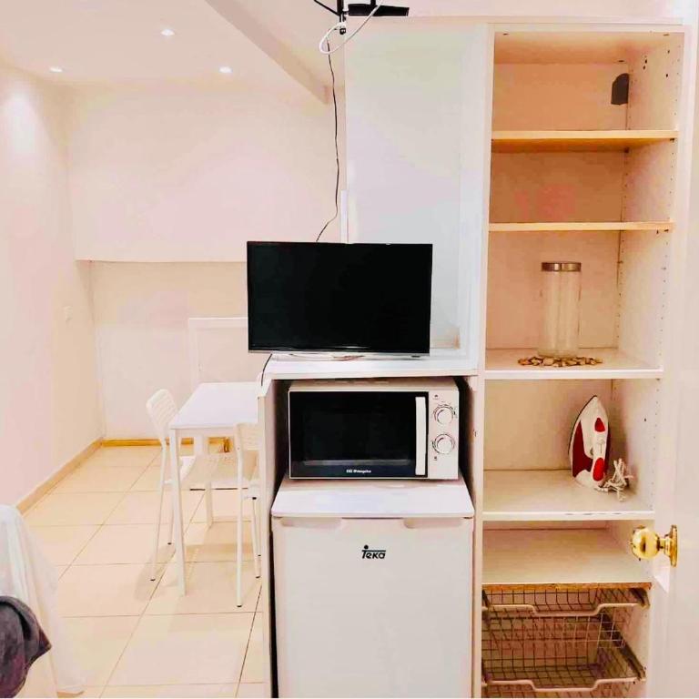 016 DUPLEX centric - Two-Bedroom Apartment - 4