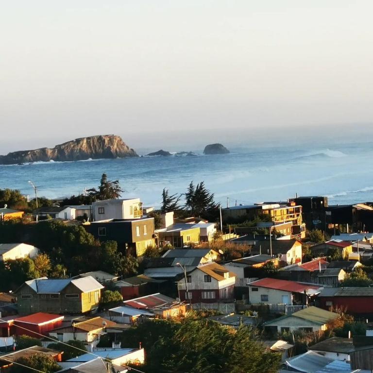 Pupuya Surf House - Three-Bedroom House - 18