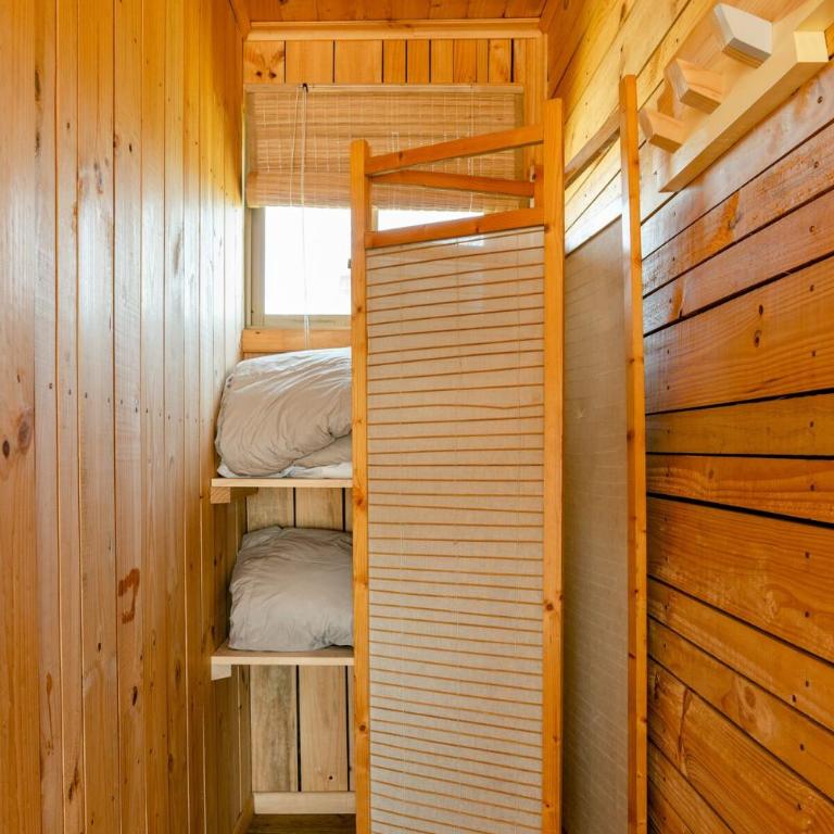 Pupuya Surf House - Three-Bedroom House - 45