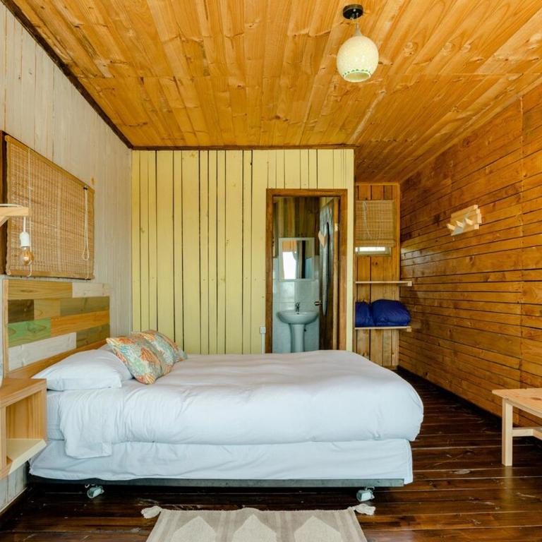 Pupuya Surf House - Three-Bedroom House - 49