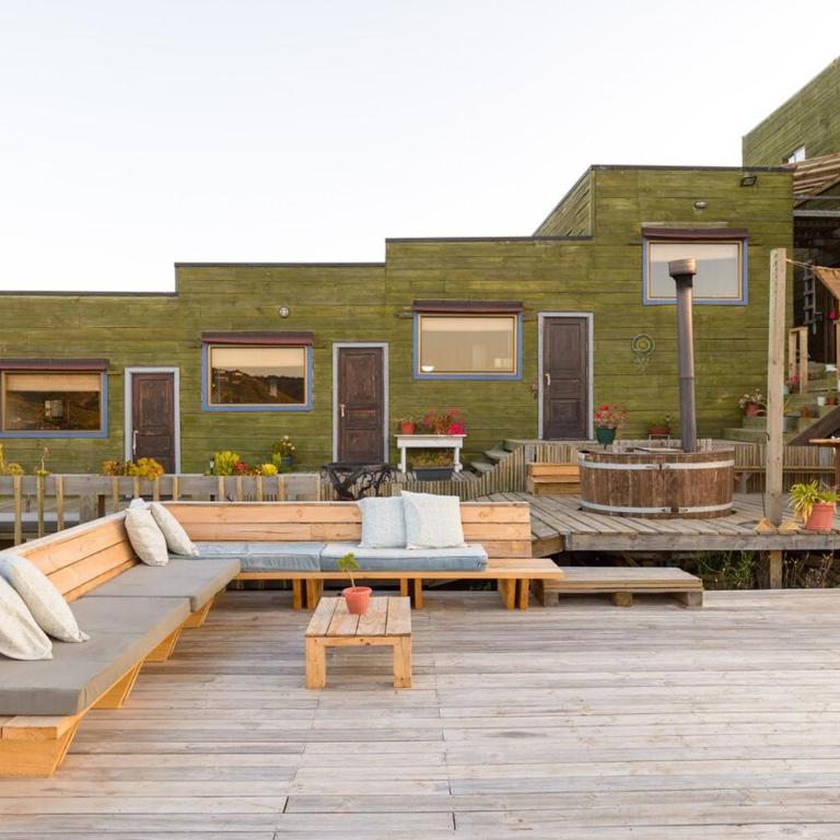 Pupuya Surf House - Three-Bedroom House - 55