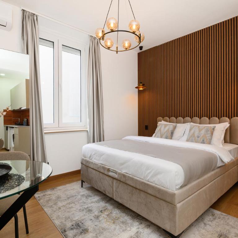 Knez Mihailova perfect studio in the main CENTER of Belgrade - Deluxe Queen Studio - 1