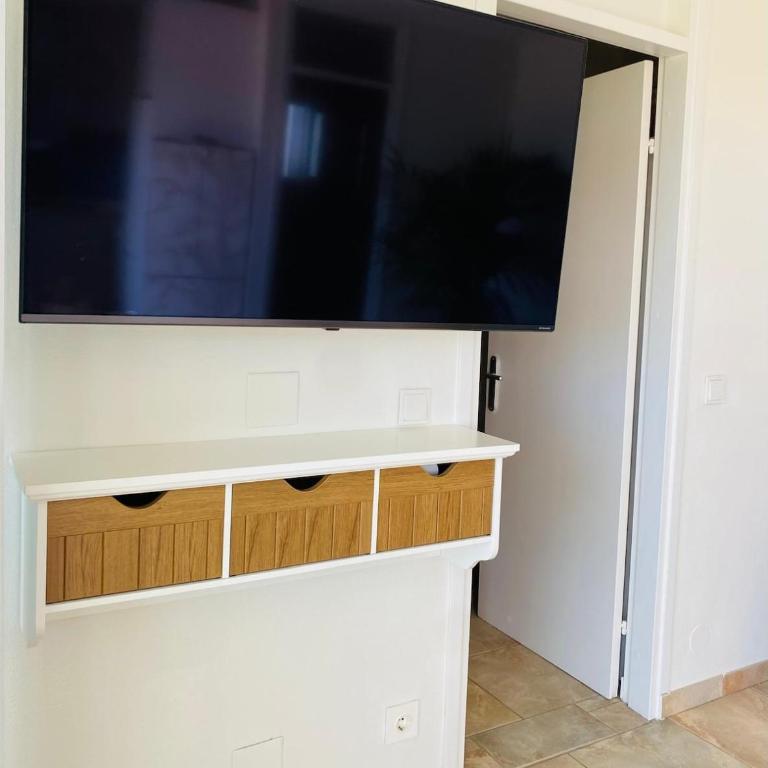 Rocas Rojas Sunset - One-Bedroom Apartment with Terrace - 18