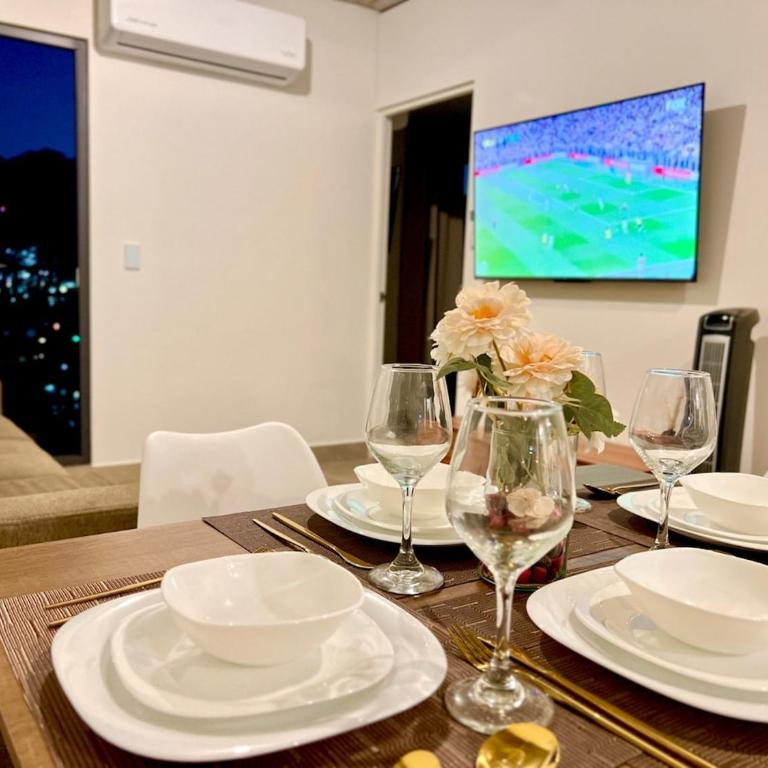 Monteleva Central, Monterrey Centro, Pool, Premium Location - Three-Bedroom Apartment - 1