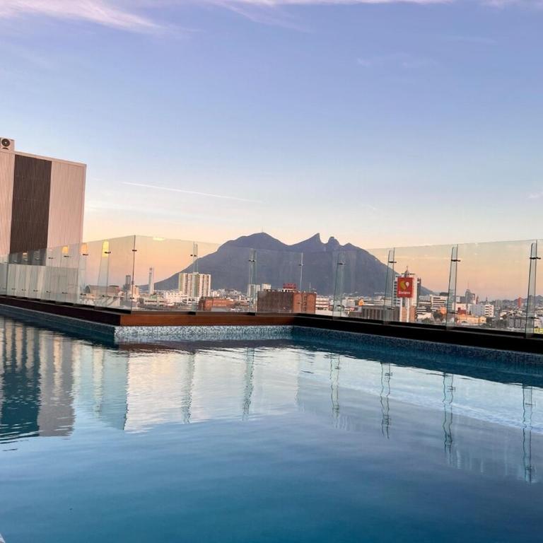 Monteleva Central, Monterrey Centro, Pool, Premium Location - Three-Bedroom Apartment - 7