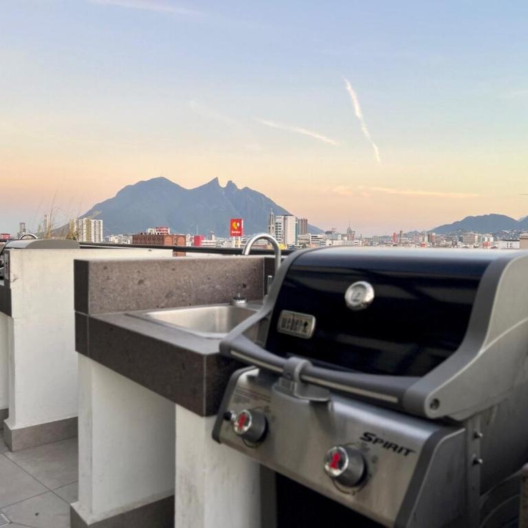 Monteleva Central, Monterrey Centro, Pool, Premium Location - Three-Bedroom Apartment - 13