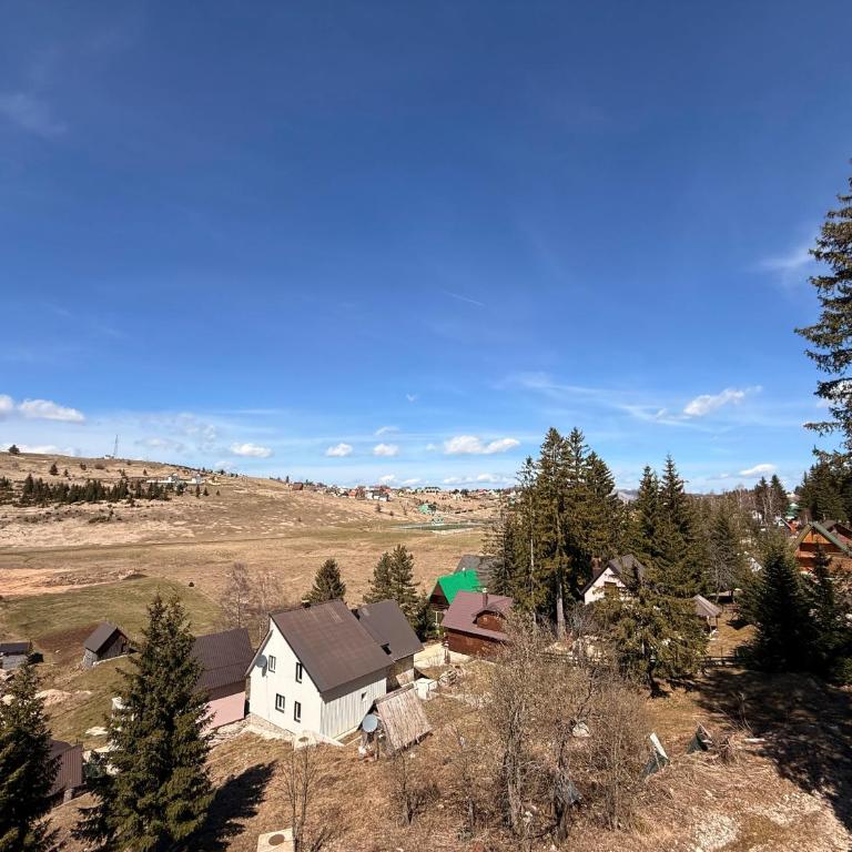 Scenic view - One-Bedroom House - 22