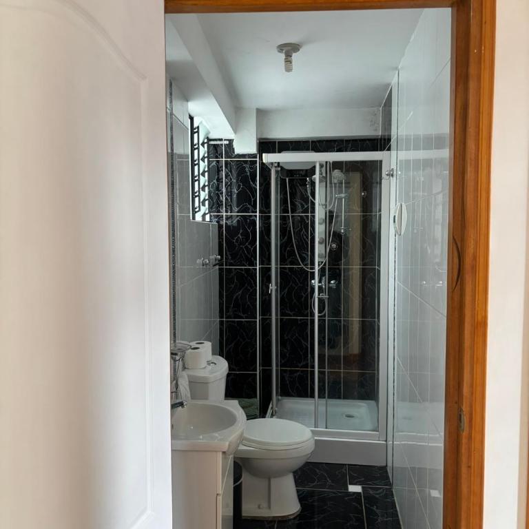 San Blas Charm - 3BR with Views - Three-Bedroom Apartment - 10