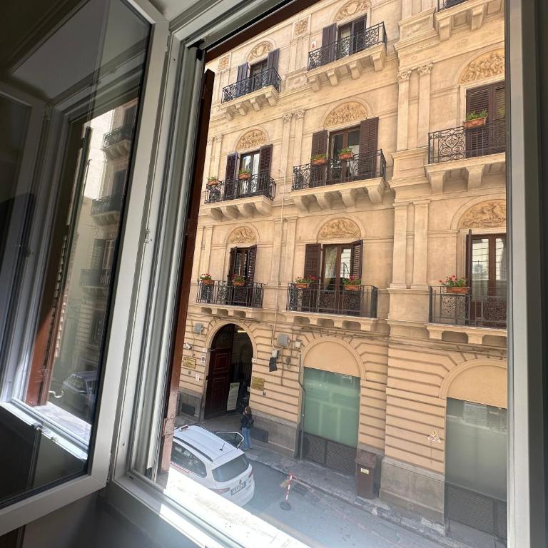 Casa Villareale Centro - Appartamento con 2 Camere da Letto - 3