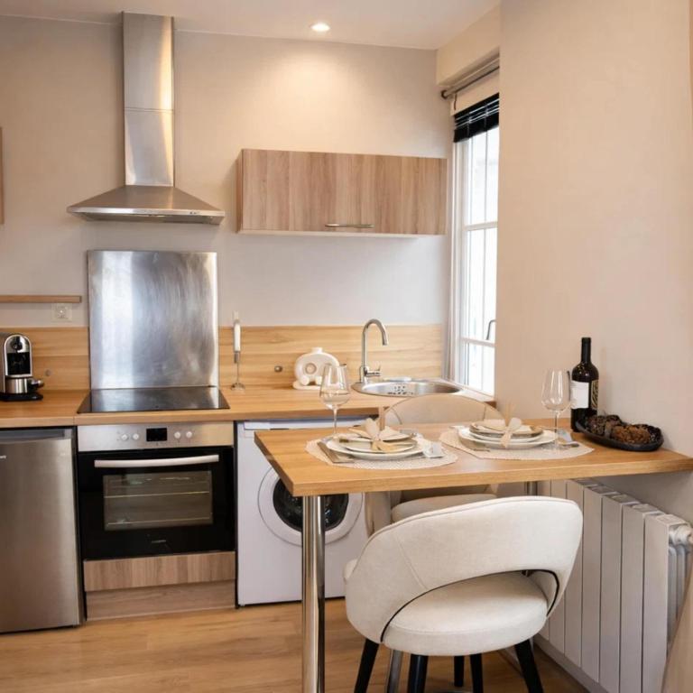 Cosy studio - Eiffel Tower & Invalides - Studio - 15