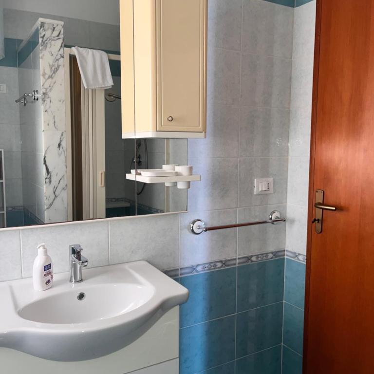 100 passi dal mare - Appartement 3 Chambres - 35