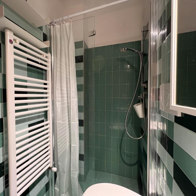 Casa. Grassi - Three-Bedroom Apartment - 11