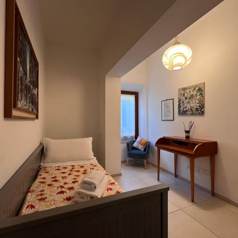 Casa. Grassi - Three-Bedroom Apartment - 28