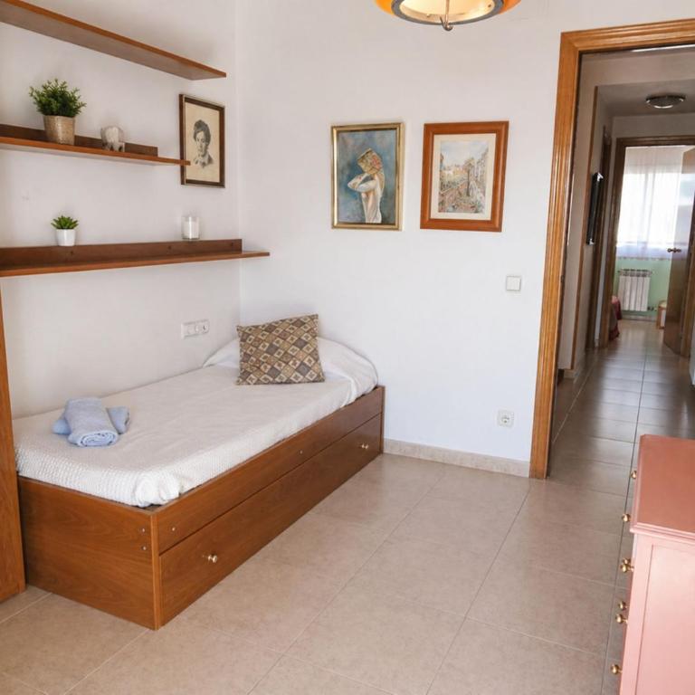 Charming Sitges Apartment with Shared Pool City Views - Apartamento - 27