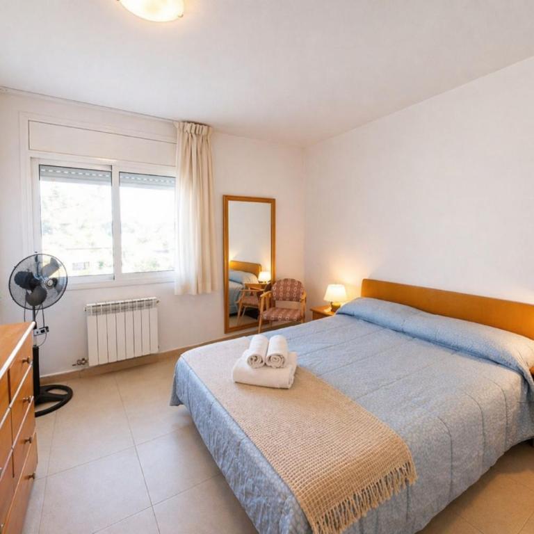 Charming Sitges Apartment with Shared Pool City Views - Apartamento - 22