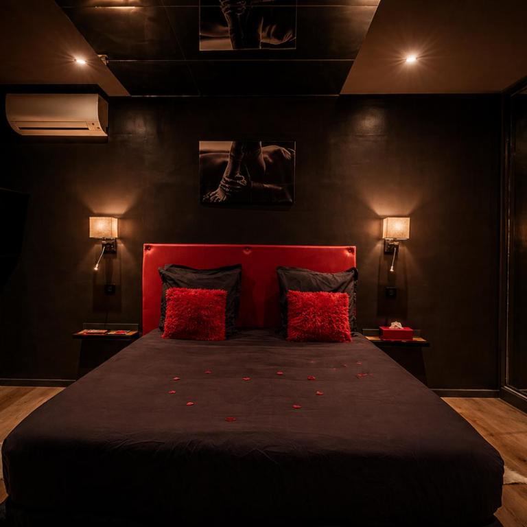 LoveRoom#1 by Pimente ton couple - Appartement 1 Chambre - 9
