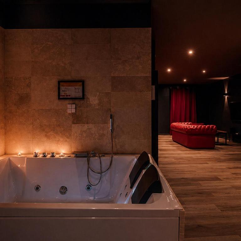 LoveRoom#1 by Pimente ton couple - Appartement 1 Chambre - 1