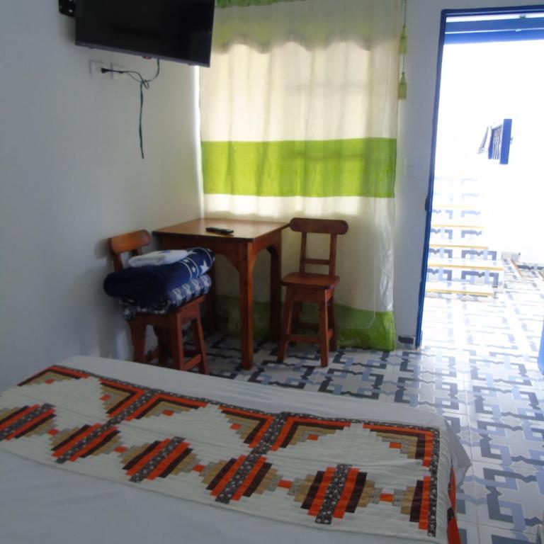 Vista Farallones Hostel - Double Room - 3