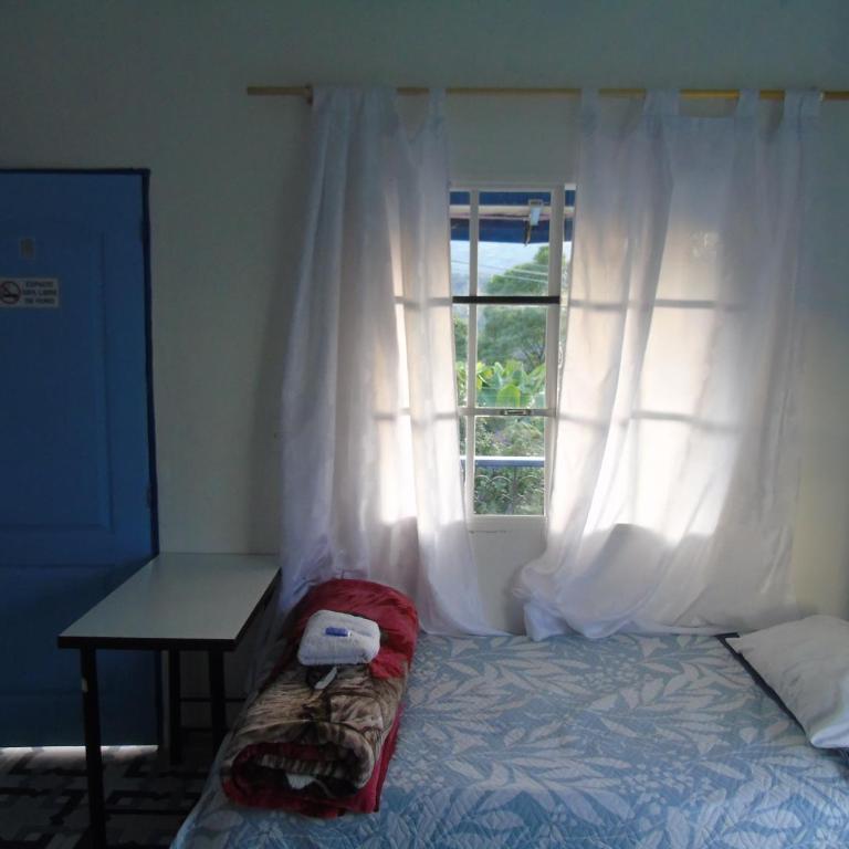 Vista Farallones Hostel - Bed in 4-Bed Female Dormitory Room - 8
