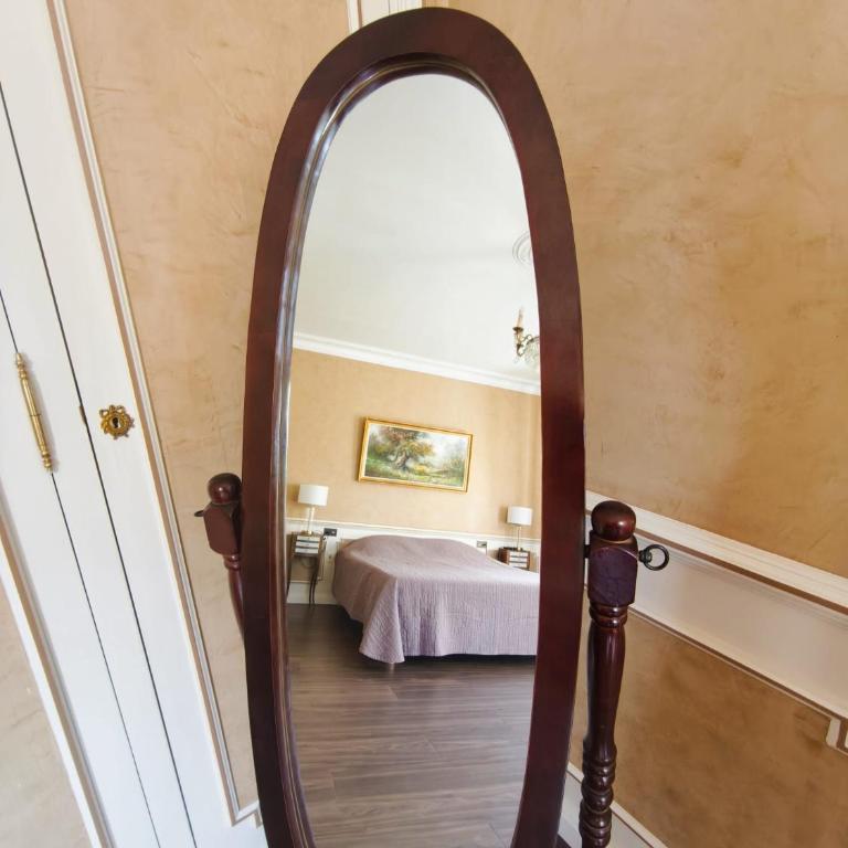 Chambres d hôtes dans maison bourgeoise Douce France - Chambre Deluxe - 15