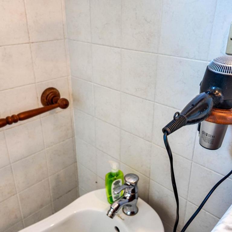 A Casa di Silvia Lake View Balcony 2 Bedrooms - Two-Bedroom Apartment - 14
