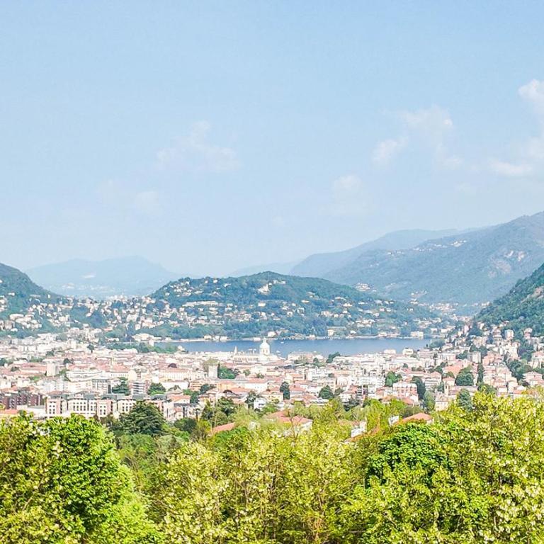 A Casa di Silvia Lake View Balcony 2 Bedrooms - Two-Bedroom Apartment - 47