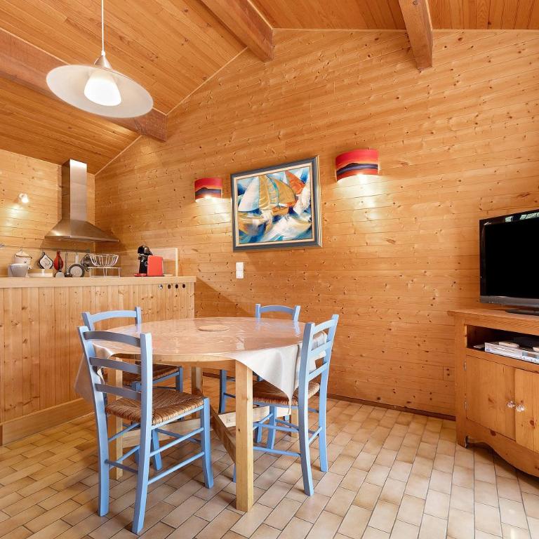 Petite Villa Mitoyenne Dans Pinède - Haus mit 2 Schlafzimmern - 4