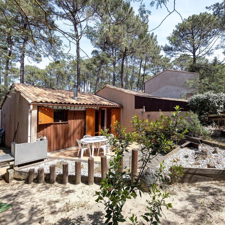 Petite Villa Mitoyenne Dans Pinède - Haus mit 2 Schlafzimmern - 22