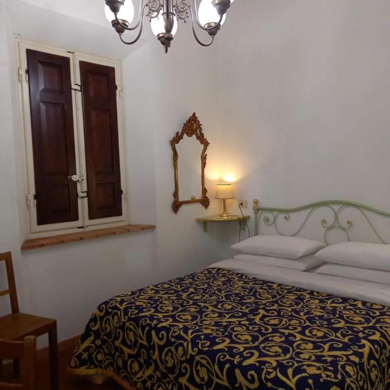 Charming LUCCA - Camera Doppia con Letti Singoli con Bagno - 3