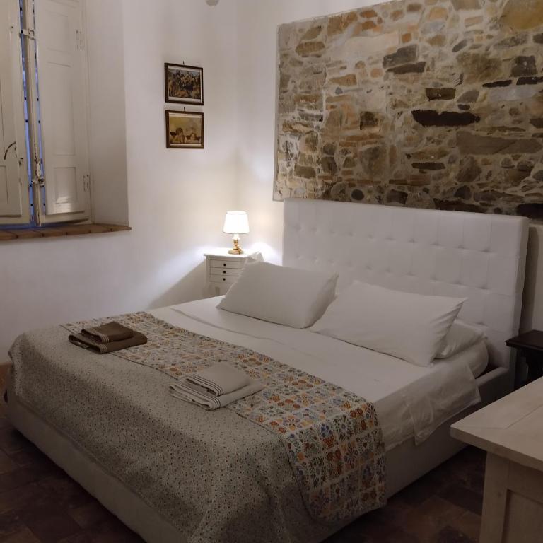 Charming LUCCA - Camera Doppia con Letti Singoli con Bagno Privato Esterno - 13