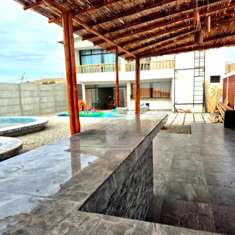 Chicoma Beach - Casa de 5 dormitorios - 1