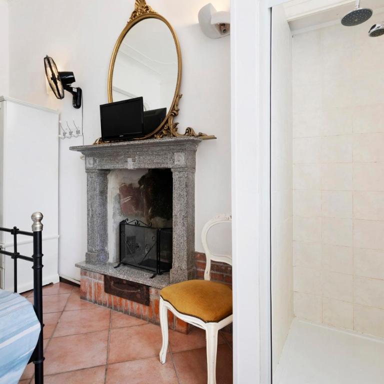 7 Archi rooms in Como - Camera Matrimoniale Deluxe con Doccia - 9