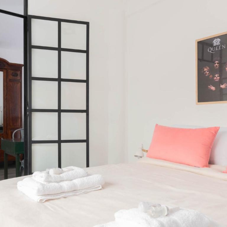 MOT Rentals SohoHaus A 11 pax Terrace & Pool in Soho - Apartamento - 15