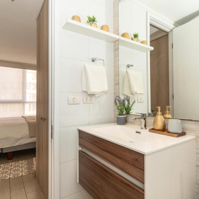 Apartamento en Santiago a pasos de metro Santa lucia - One-Bedroom Apartment - 1