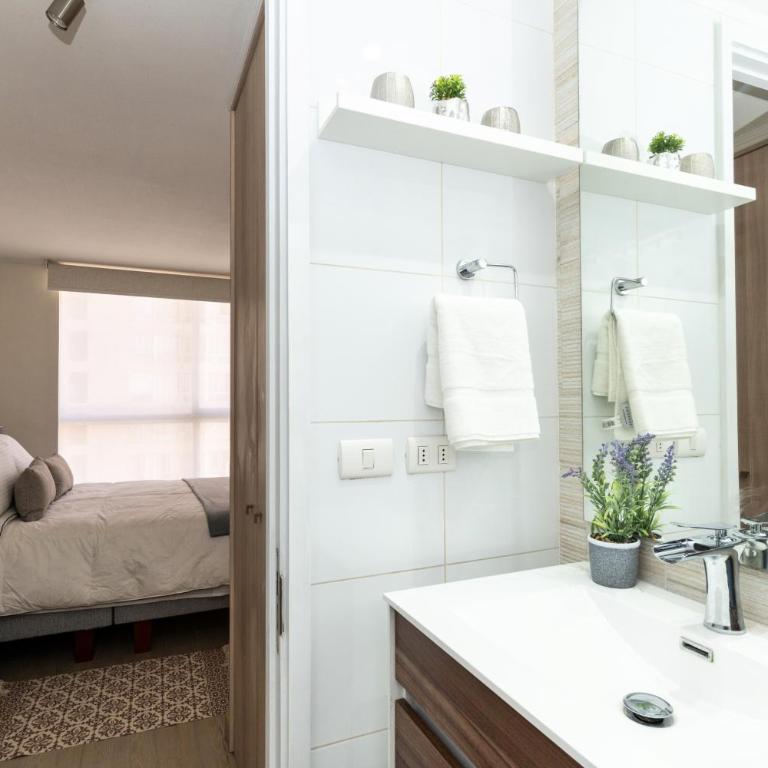 Apartamento en Santiago a pasos de metro Santa lucia - One-Bedroom Apartment - 9