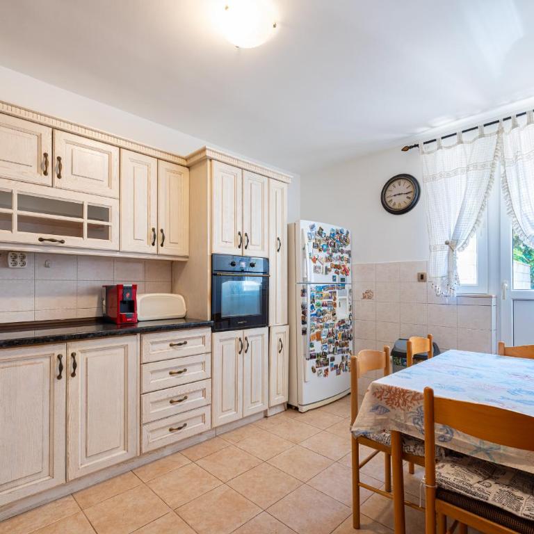 Azure View Apartment - Two-Bedroom Apartment - 11