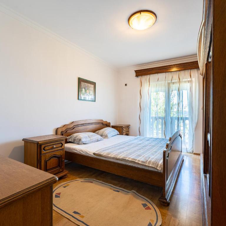 Azure View Apartment - Two-Bedroom Apartment - 14
