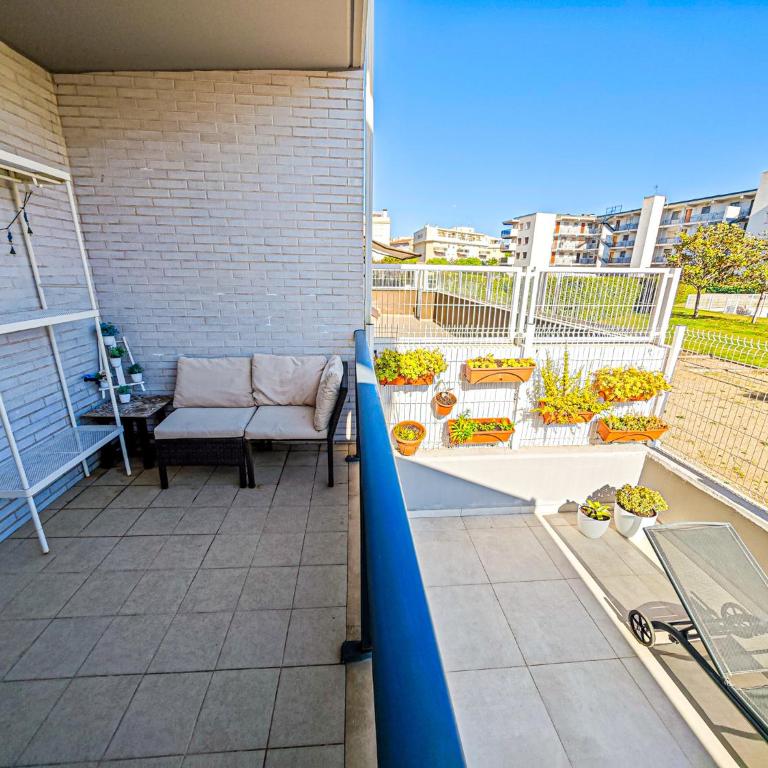 LITORAL COSTA DORADA - GOLETA Only families - Apartamento - Planta baja - 35