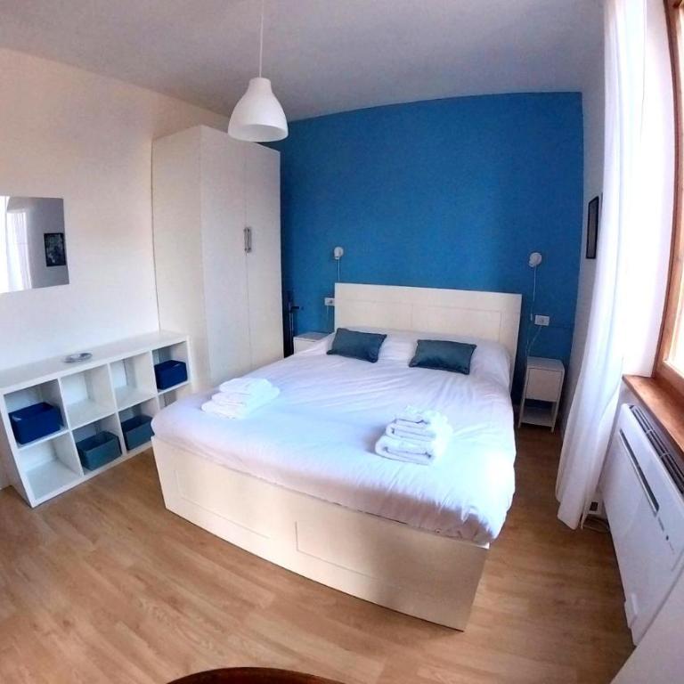 Ines Lake Garden - with private parking & garden - Appartamento Deluxe - 2