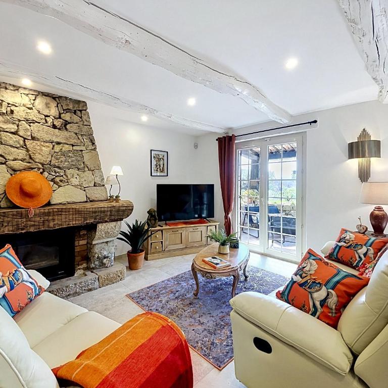 Magnificent Stone Villa in Le Tignet - Villa avec Piscine Privée - 11