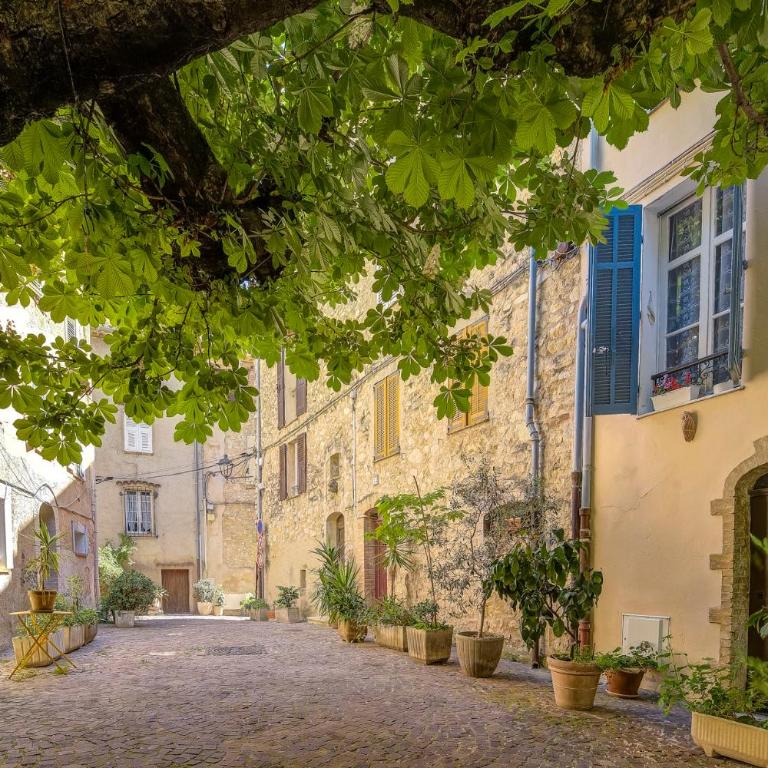 Charmant 2 pièces à 5 minutes de Cannes - Appartement - Vue sur Ville - 28