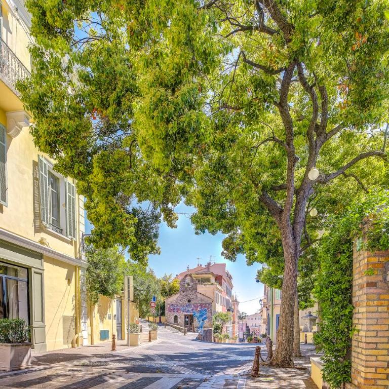Charmant 2 pièces à 5 minutes de Cannes - Appartement - Vue sur Ville - 34