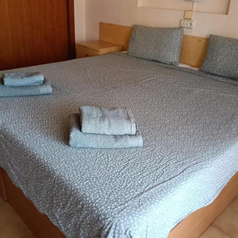 Beautiful Evamar Apartment Near Levante Beach - One-Bedroom Apartment - 9