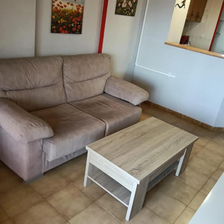 Beautiful Evamar Apartment Near Levante Beach - One-Bedroom Apartment - 5