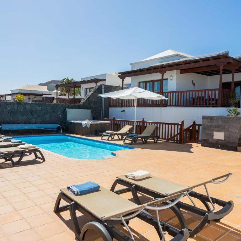 Villa SOPHIE by Villitas - Villa - 3