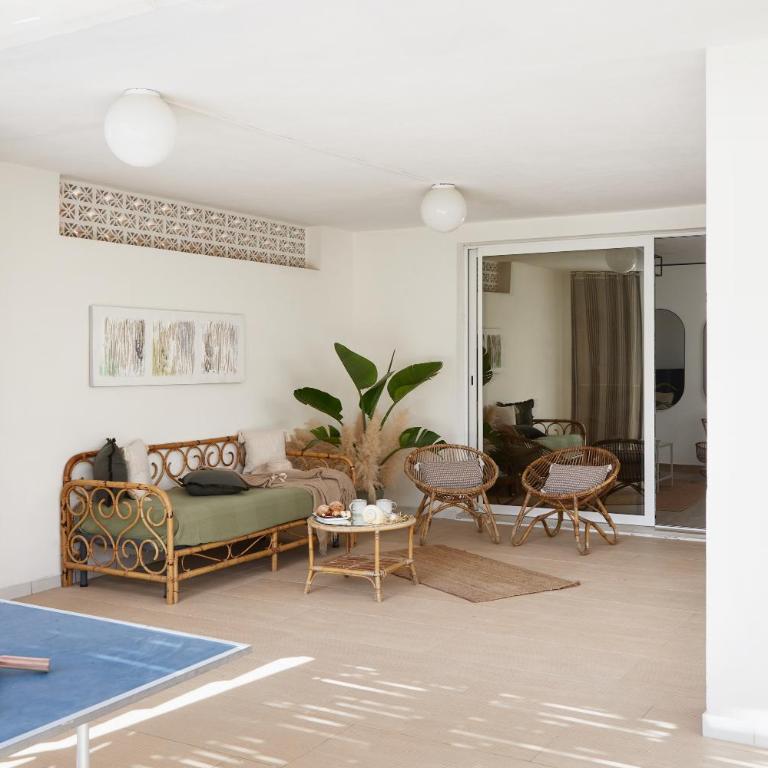 Villa Marina few mt from sand beach - Deluxe Double or Twin Room with Garden View - 18